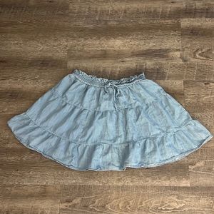 So stretchy denim skirt